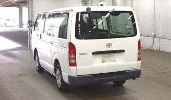 TOYOTA HIACE 2004 full