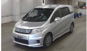 HONDA FREED HYBRID 2013