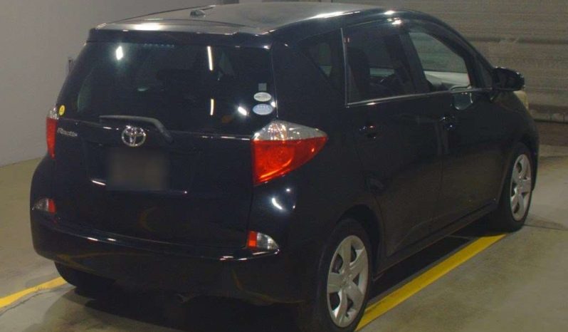 TOYOTA RACTIS 2011 full