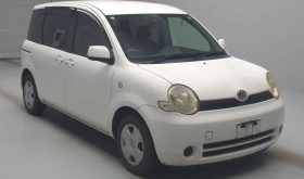 TOYOTA SIENTA 2005
