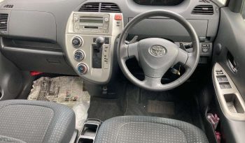 TOYOTA RACTIS 2010 full