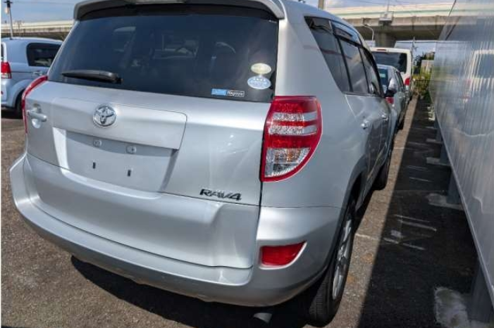 TOYOYA RAV4 2009 full