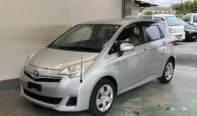 TOYOTA RACTIS 2013