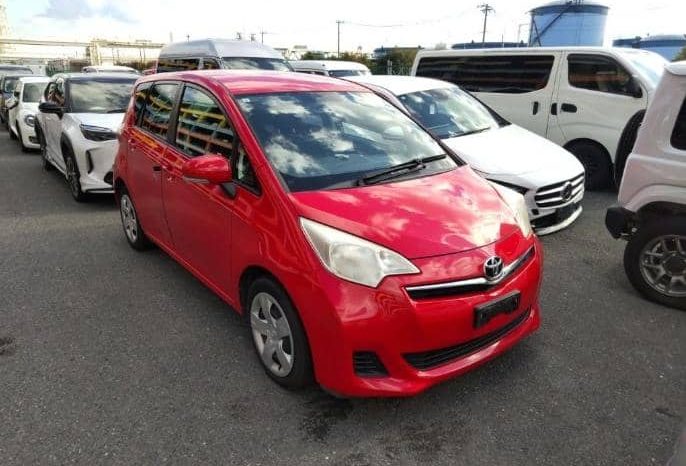 TOYOTA RACTIS 2011 full