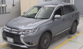 MITSUBISHI OUTLANDER 2018