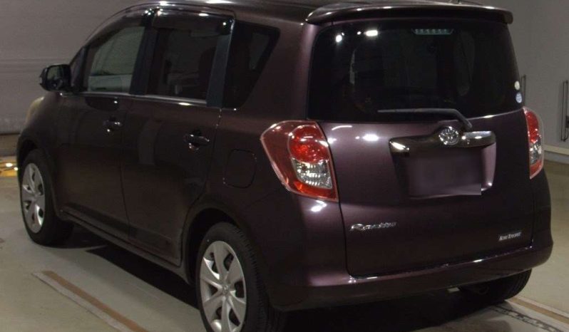 TOYOTA RACTIS 2010 full