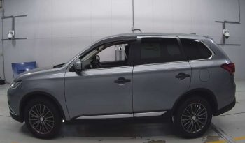 MITSUBISHI OUTLANDER 2018 full