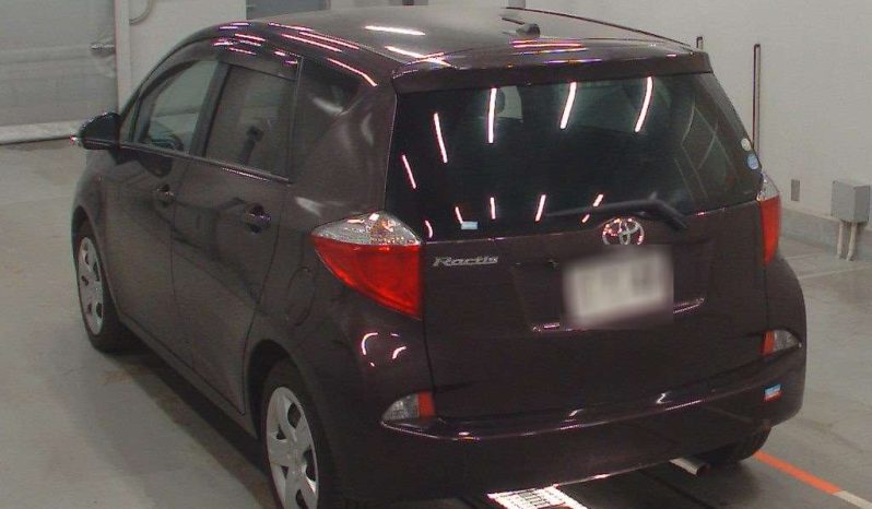 TOYOTA RACTIS 2010 full