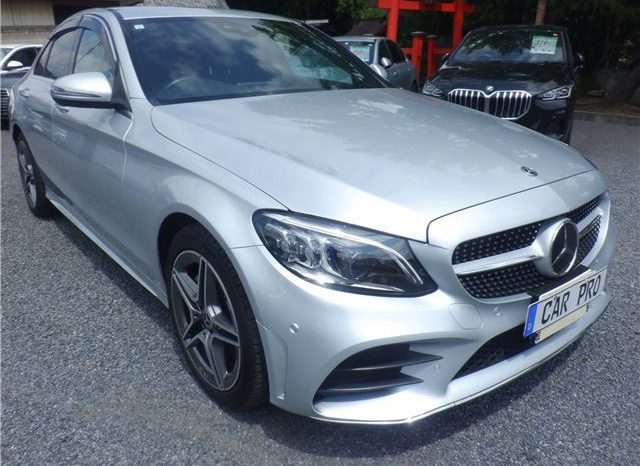 MERCEDES BENZ C200 2019 full