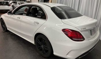 MERCEDES BENZ C200 2019 full