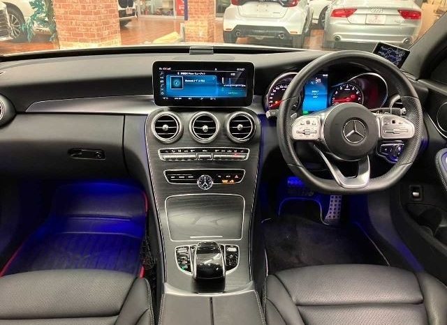 MERCEDES BENZ C200 2019 full