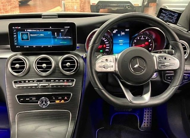 MERCEDES BENZ C200 2019 full