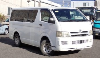 TOYOTA HIACE VAN full