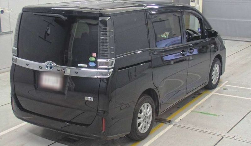 TOYOTA VOXY full