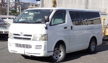 TOYOTA HIACE VAN full