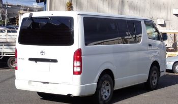 TOYOTA HIACE VAN full