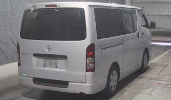 TOYOTA HIACE VAN full