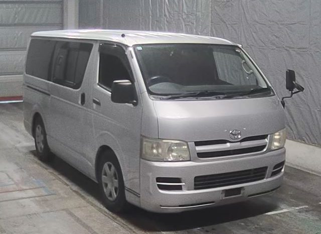 TOYOTA HIACE VAN full