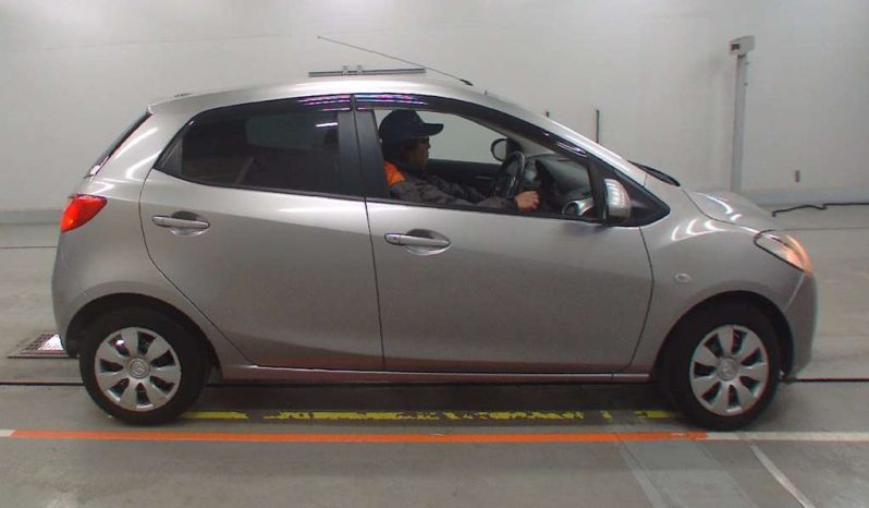 MAZDA DEMIO full