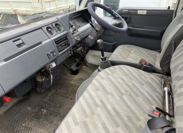 TOYOTA DYNA full
