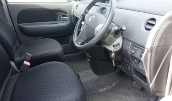 TOYOTA SIENTA full