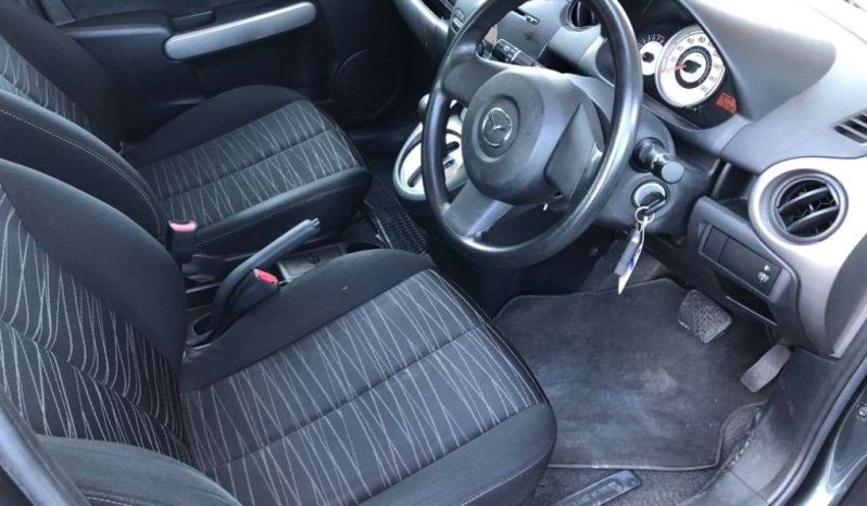 MAZDA DEMIO full