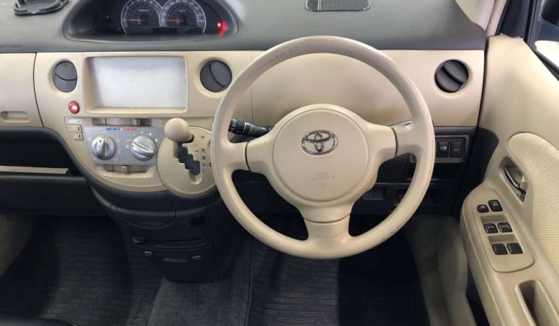 TOYOTA SIENTA full