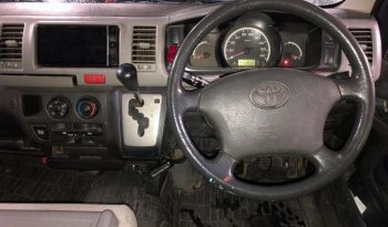 TOYOTA HIACE VAN full
