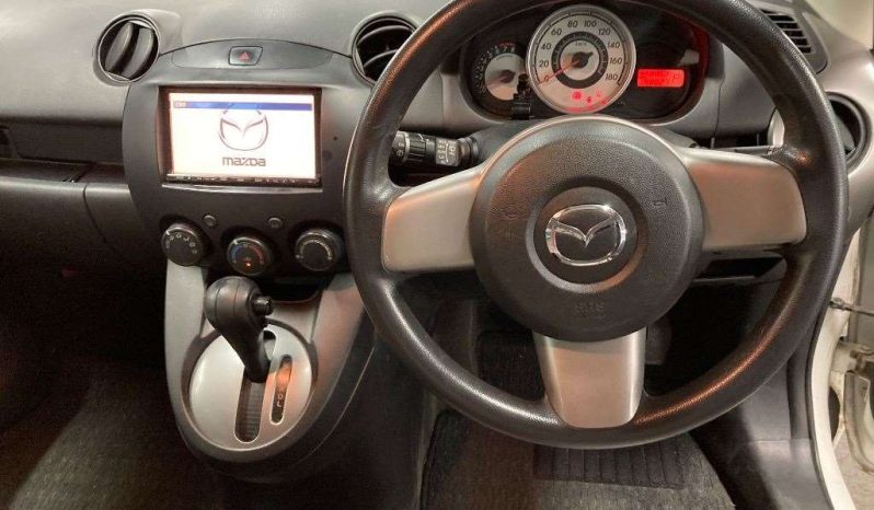 MAZDA DEMIO full