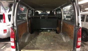 TOYOTA HIACE VAN full