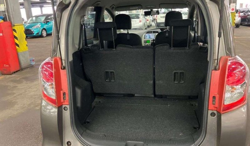 TOYOTA RACTIS full