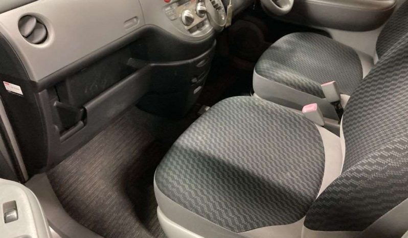 TOYOTA SIENTA full