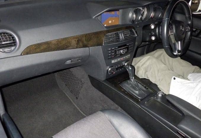 MERCEDES BENZ C-CLASS full