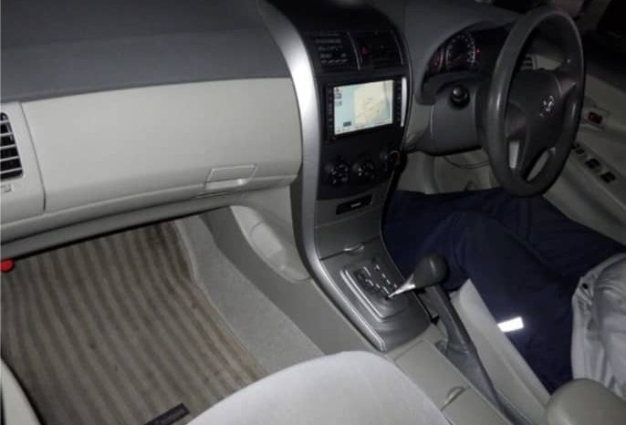 TOYOTA COROLLA AXIO full