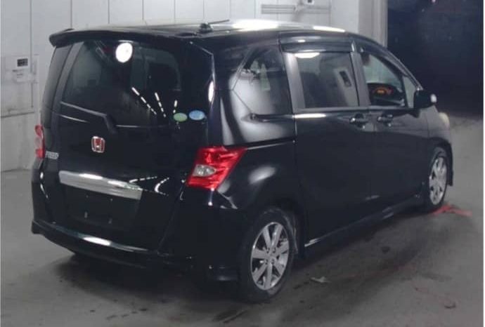 HONDA FREED full