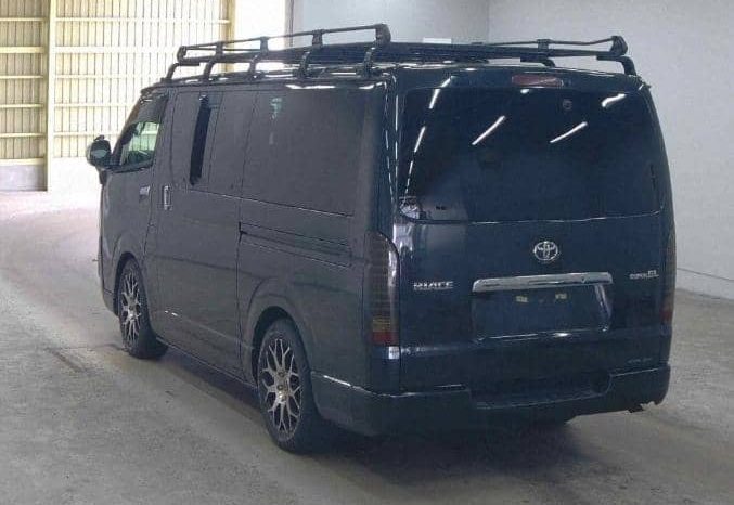 TOYOTA HIACE VAN full
