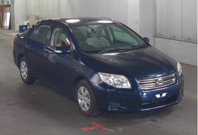 TOYOTA COROLLA AXIO full