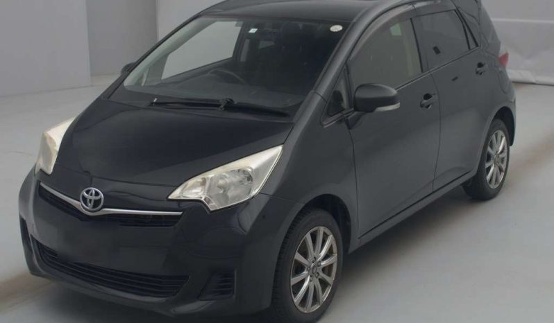 TOYOTA RACTIS full