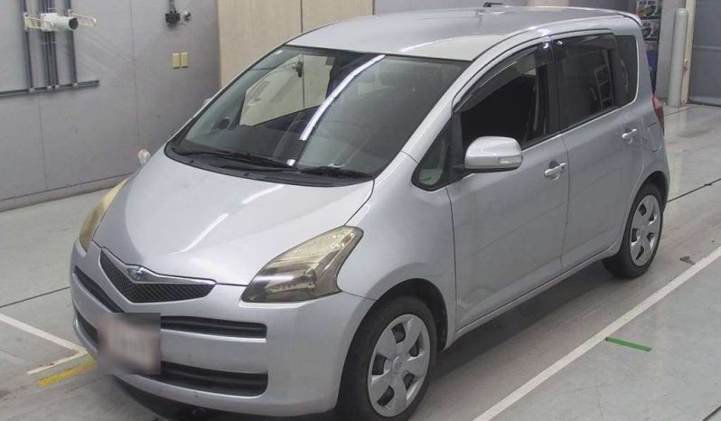 TOYOTA RACTIS full