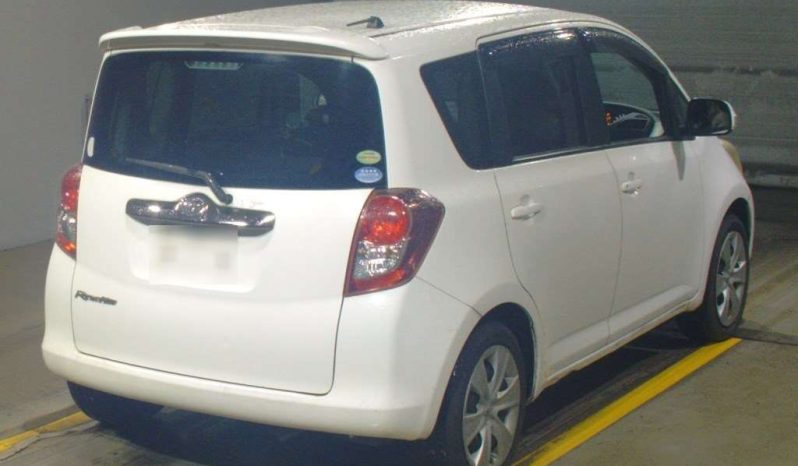 TOYOTA RACTIS full