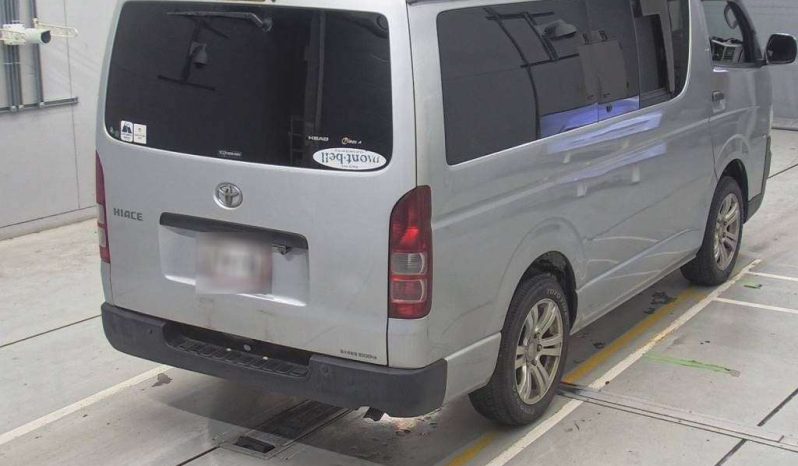 TOYOTA HIACE VAN full