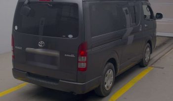 TOYOTA HIACE VAN full