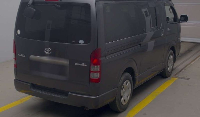 TOYOTA HIACE VAN full