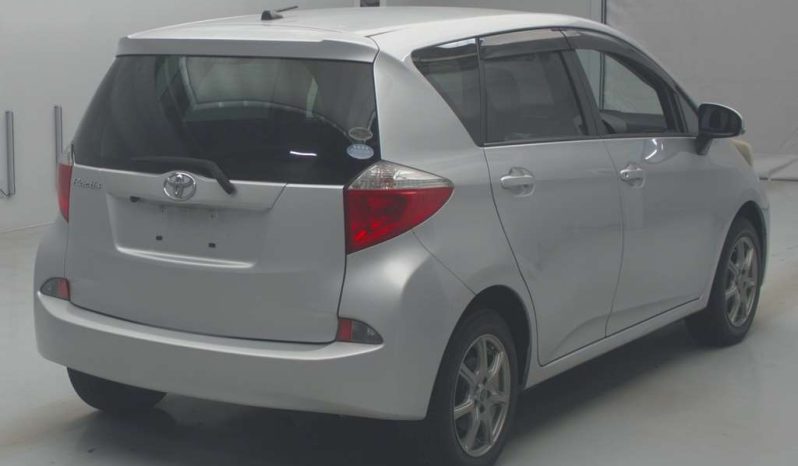 TOYOTA RACTIS full