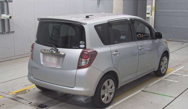 TOYOTA RACTIS full