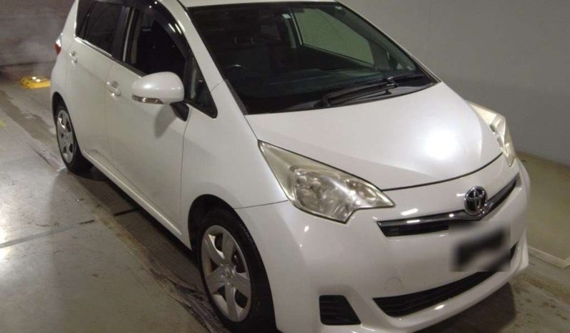 TOYOTA RACTIS full