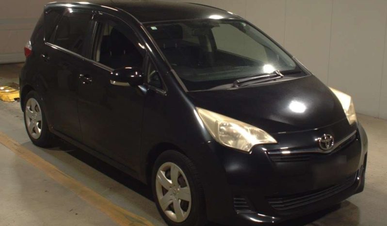 TOYOTA RACTIS full