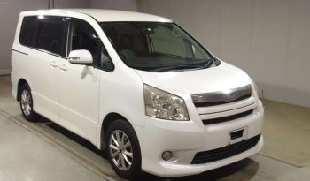 TOYOTA NOAH full