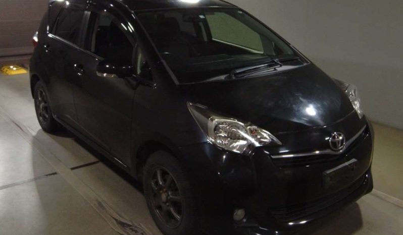 TOYOTA RACTIS full