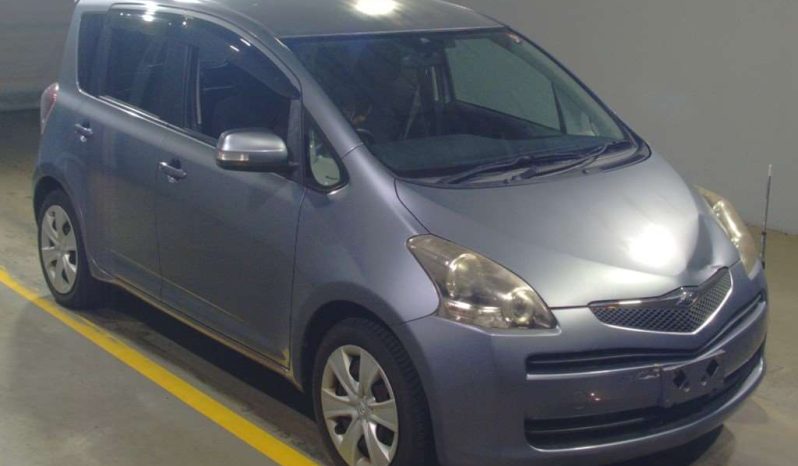 TOYOTA RACTIS full